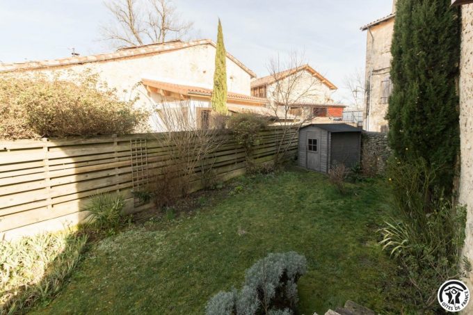 31G101100-bd001fc72eb7460ca873a4ba11f158d9