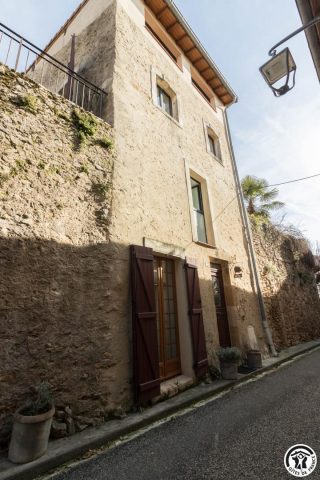 31G101100-c8ea2505e3944bc282b9942acaf187c2