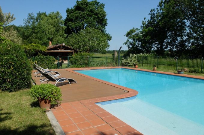 31G101102-90cfa17957b2410999d8af7468658702