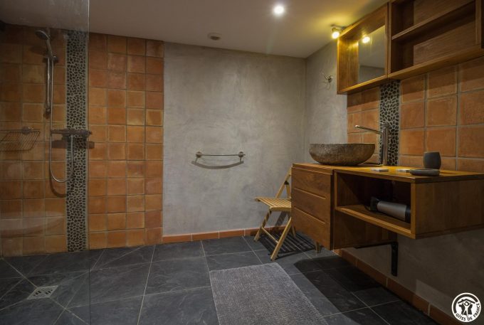 31G101102-a1b036e8b44a43caadfa967eb03ff0a5