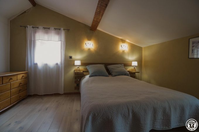 31G101102-e107af01a7a349148344274ff3a42374