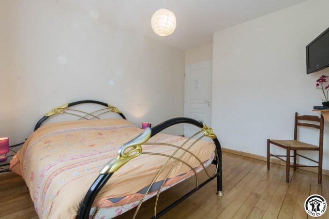 31G101105-53450bc785d14a819086416984dbd97c