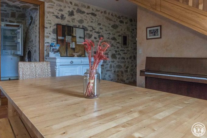 31G101116-0fe4b3a0005a4951bac146d3f96a6efc