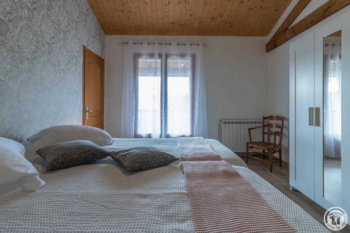 31G101116-487ecae9b8604a4facafd76398a31e56