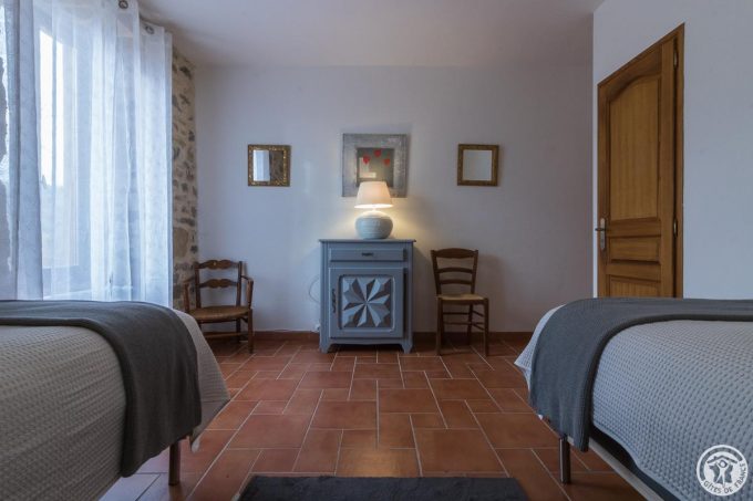 31G101116-52169d9aafed45e1be288d7d25c5ac75