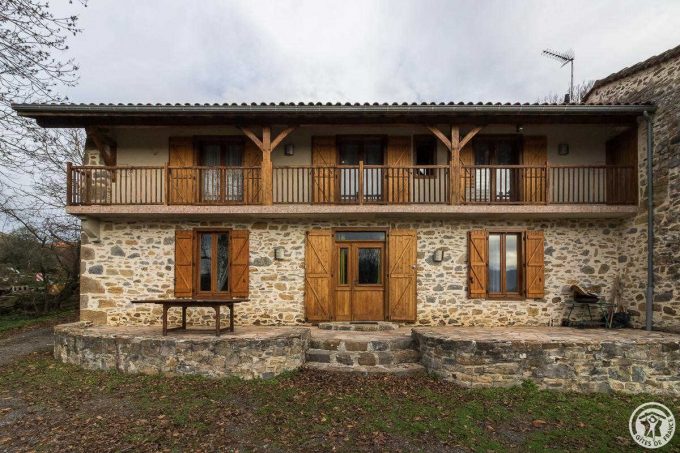 31G101116-80097107b4af48b8858aef17e7b8a6f8