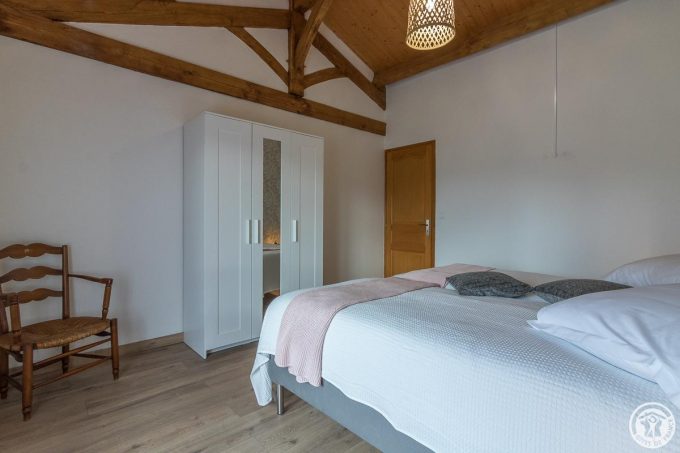 31G101116-dab44138c719424bbf081a1459634b8c