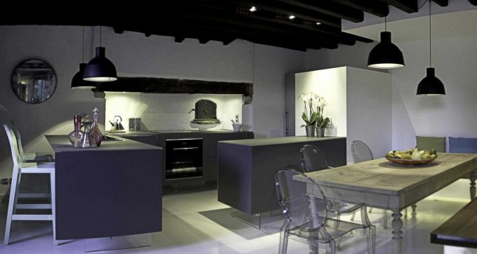 31G101117-98750faac2ce486d9b2076d25802acdb