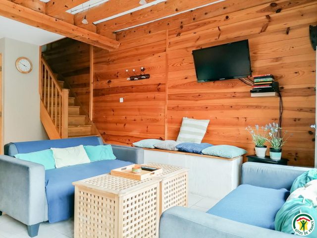 31G101140-49bb25c41cb7441a82cca018705080c6