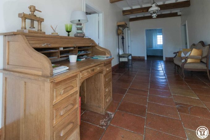 31G101170-09f13d689f0944b3833330cd7e04cf7d