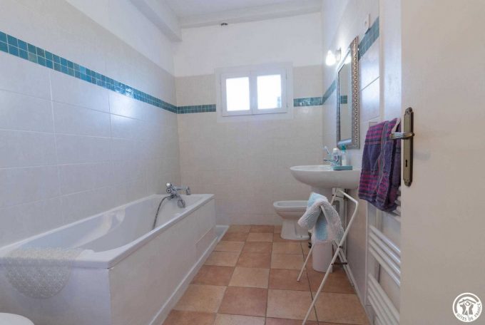 31G101170-869c51ef7a1044f8b8963413464a56a4