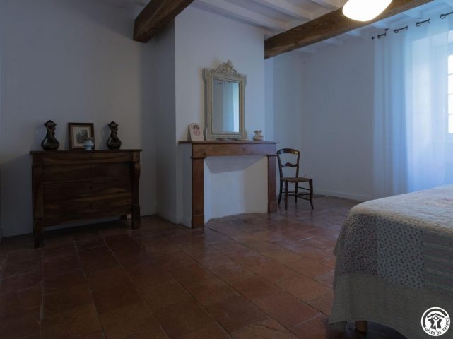 31G101170-f6adcf66574249259f9ca026419ca377