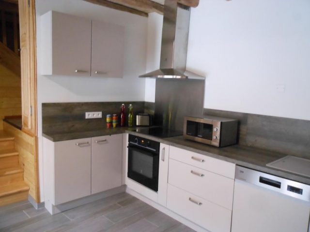 31G101175-1243f37bb57e42c89c78daa2a8f31dcf