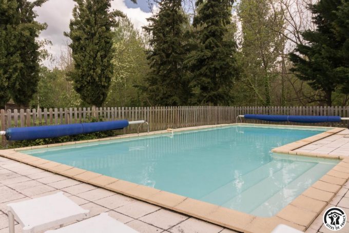 31G101199-51f4ee03af534c7fba968362004d88c8