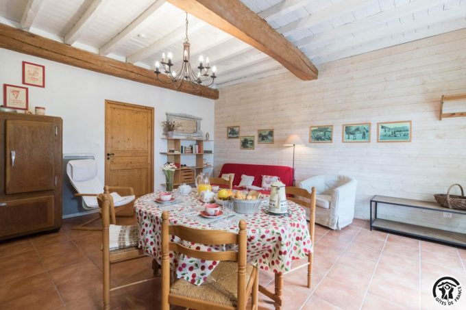 31G101199-60cd9e106ee343deb0c321d3d126b61c