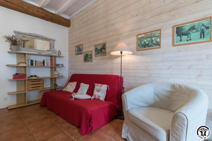 31G101199-dfeedc7c7969468db7e2d51c0773d11c