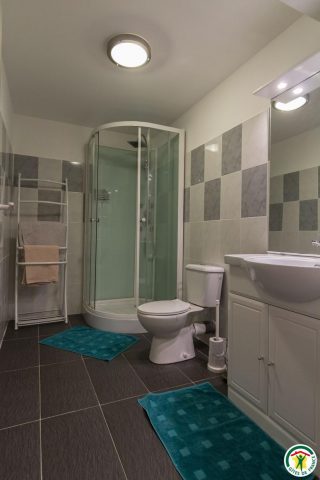 31G101201-451e34608f154d2da2f3789ad9d94951