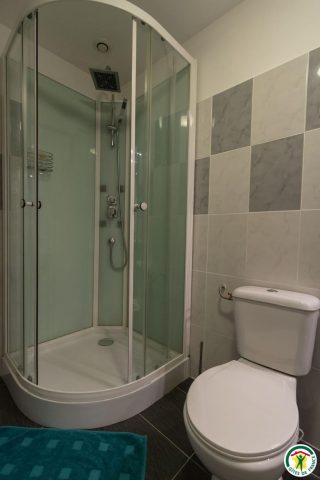 31G101201-c951fe7d85d945159cb5bec1b8da5234