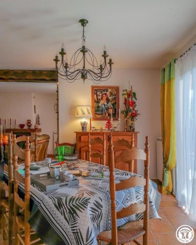 31G101202-2ff684a337854fbfb7882d1e2ded7b66