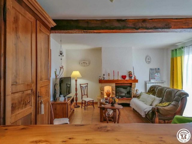 31G101202-4882c030928b4a858ef9608df26f4754