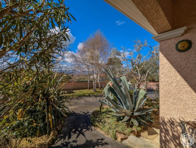 31G101202-8754bb1a1ef2450ca2b9a4d1cc0c4307