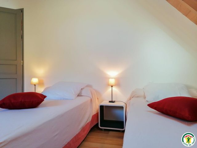 31G101218-33aaf7c9ec6d40ae92a9baf0eb549167