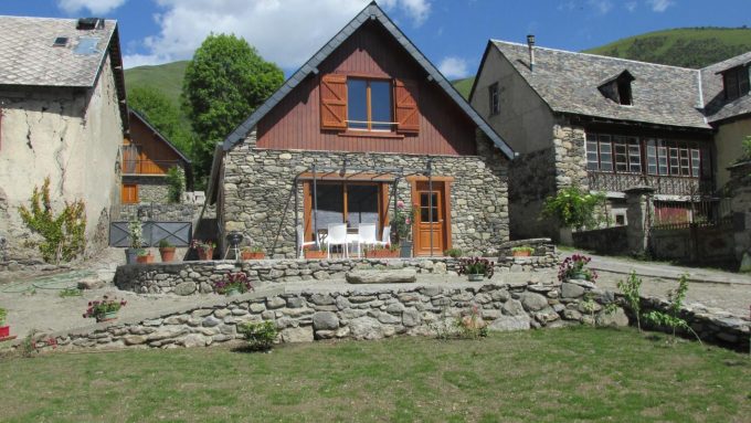 31G101218-a6e99befd77443a8bc1da1109daff7dd