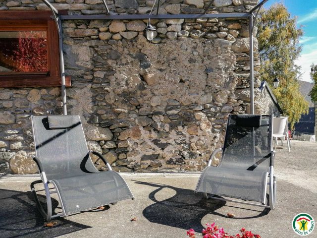 31G101218-b45f382b6e98463b8261d66fa133a435