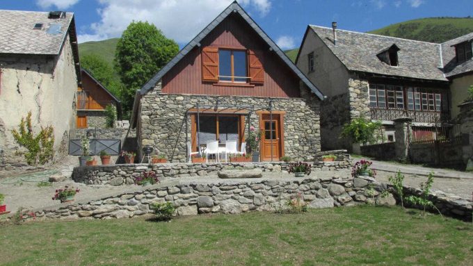 31G101218-ddaa57de454c4282be8c096f74bd4591