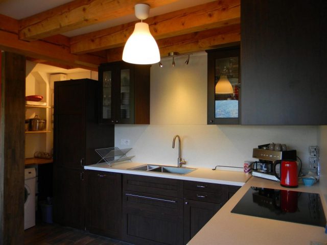 31G101242-4751f50aa2ea48d3a43879f4ac21f9ee