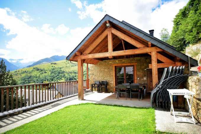 31G101242-83a3e2b8a9dd4932abb4d29e0849d511