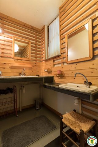 31G101247-4357deb1dcbb419fa9eb098754567dd0