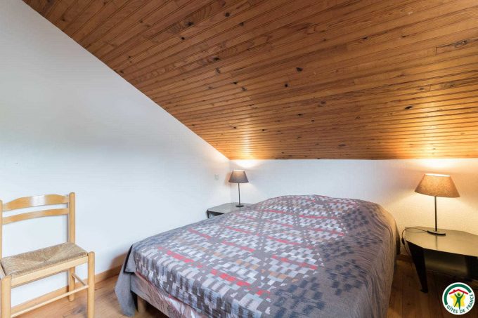 31G101247-9fcbb1761abf48d6a9d2db15ae6aa91e