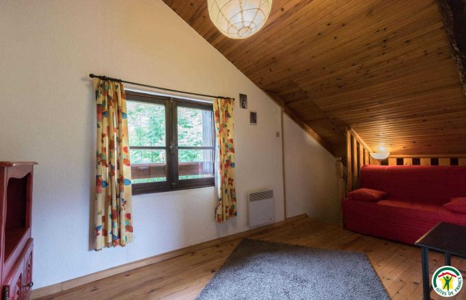 31G101247-d9e5ede648f2428dbcd6e5d0e1bea196