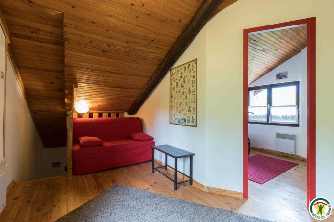 31G101247-e66a6b53dbf647248ed3e27d588267b4