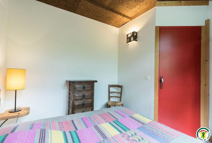 31G101247-ed5487dff82647f68de38da00081aa46