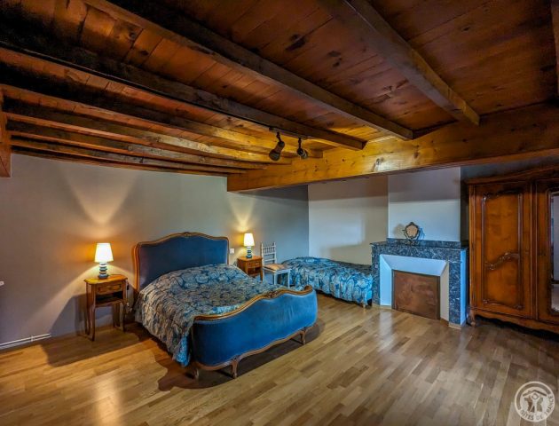 31G101249-455577c64b654fd29e2404cec4e9c8f3