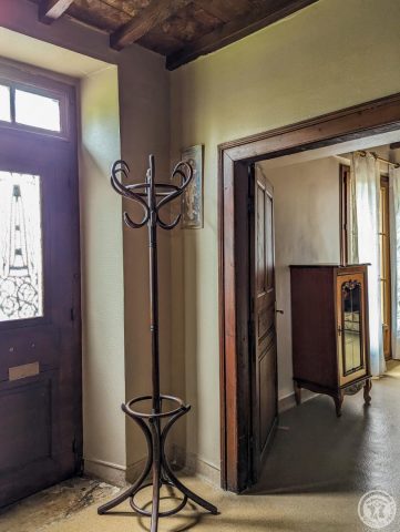 31G101249-7166aa8f157a4405b2eff5d9c1b55833