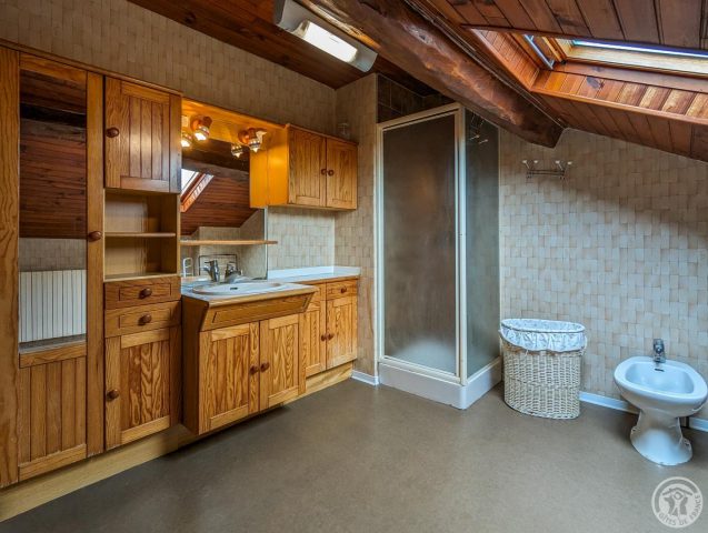 31G101249-7ac229fd79c649f59b24d9007e5365c4