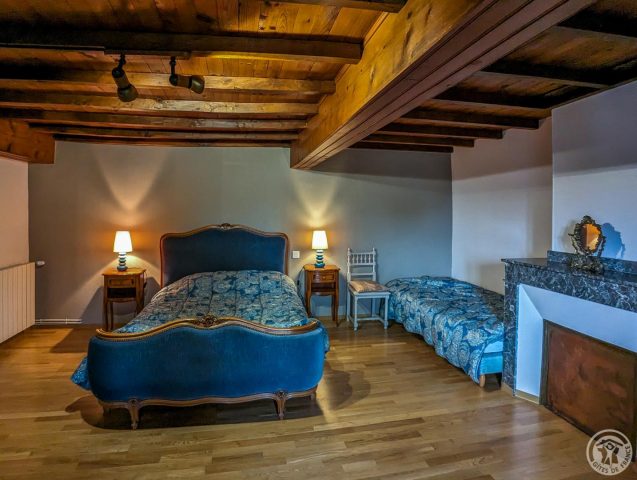 31G101249-97edd18006db4455825868e0a3f33c6e