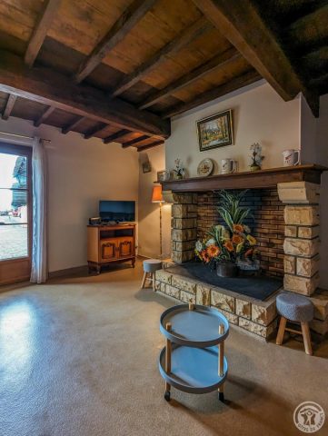 31G101249-c01d528792c74867b450166bf38d47c7