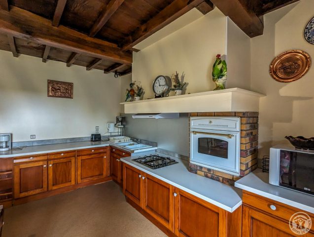 31G101249-f36ef9a282a84c64805b910e866f5131