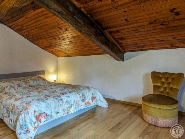 31G101249-f3b17cf2245c4463bda0dcb4ac3e56f1