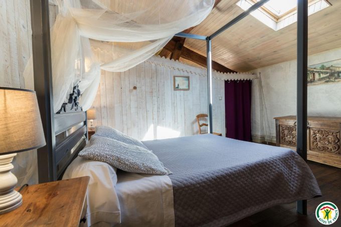 31G101275-1bfb2161337645cbae9966ee0cb58e80