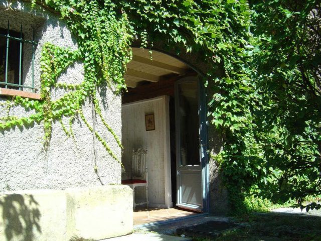 31G101275-216d53675b0a4942a97789d12db62072