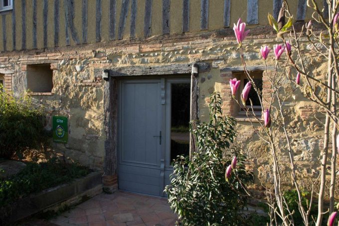 31G101284-7af3372132384d8b9fddc4ae766dbce4