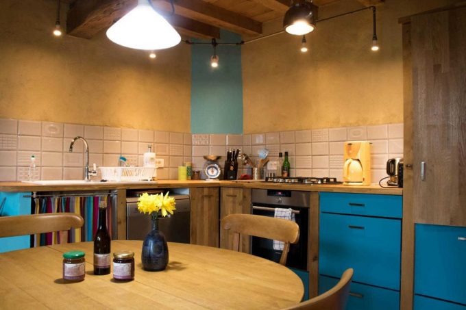 31G101284-a58a061806154182b1d02d6ba69cb8e4