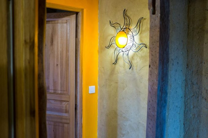 31G101284-ea8b8563de084d899ee22349eda9141e