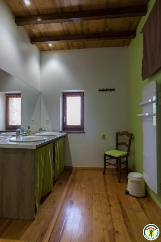 31G101297-7fcb6a2fd8434797be5d5dbacc057968