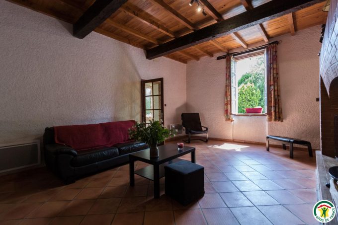 31G101297-d3deceeb4ba44b3bafead7ebdcf71674